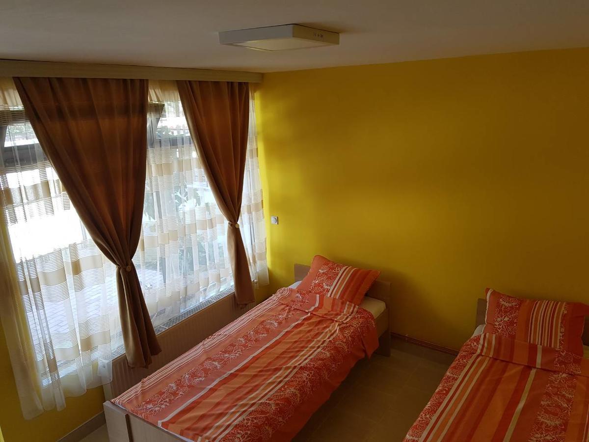 Guest House Ohrid Trpeski Экстерьер фото